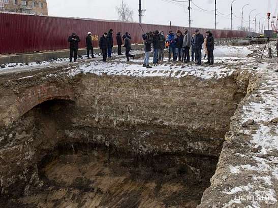 "Ремспецмост", который ремонтирует Красный мост, кидает на деньги не только рабочих, но и орловских предпринимателей "Ремспецмост", который ремонтирует Красный мост, кидает на деньги не только рабочих, но и орловских предпринимателей