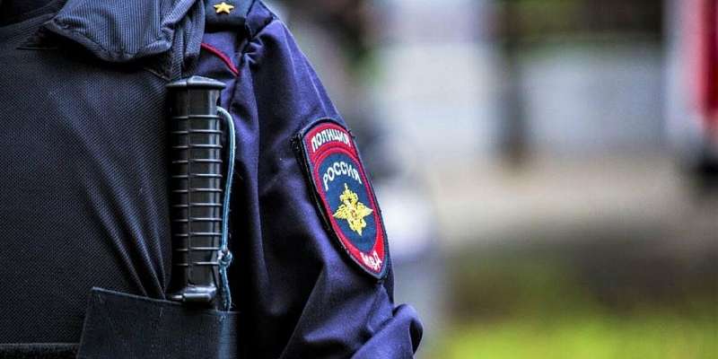 Ради благоустройства своего участка полицейский мешал работе мценского ИП