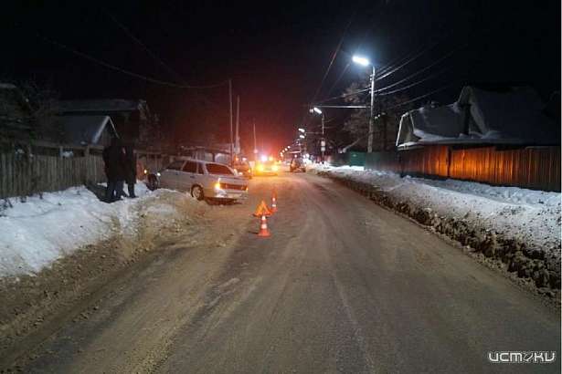 На Выгонке в Орле водитель ВАЗа сбил пешехода-нарушителя и угодил в сугроб