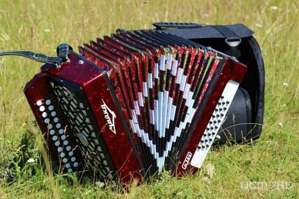 В Орле стартовал прием заявок на фестиваль-конкурс гармонистов