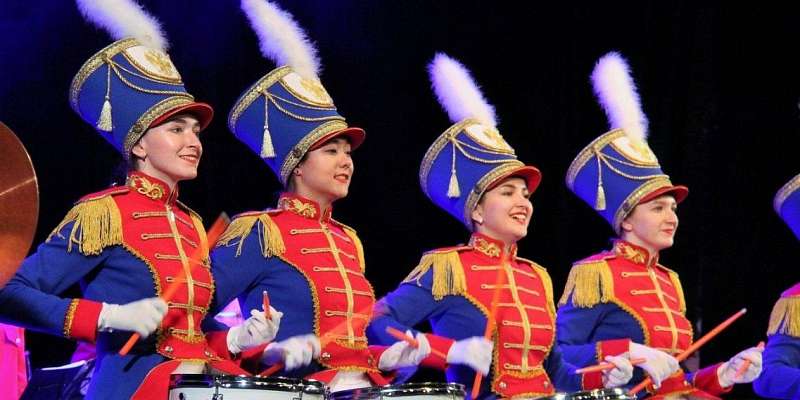 В прямом эфире Ретро FM в Орле — барабанщицы, попавшие в Книгу рекордов Гиннесса