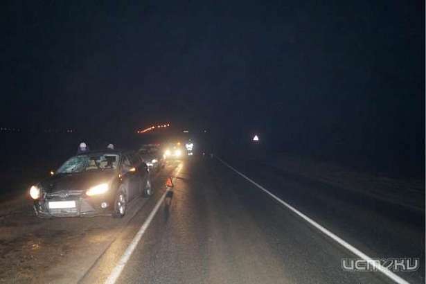 В Орловской области женщина попала в больницу, угодив под колеса иномарки 