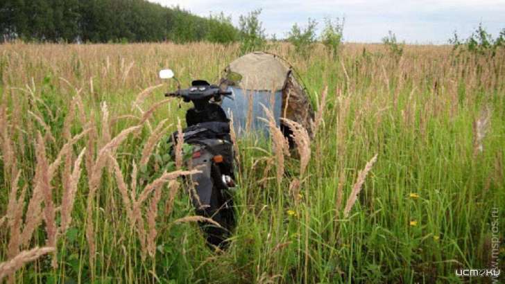 В Болхове езда по полю для мопедиста без прав обернулась травмами