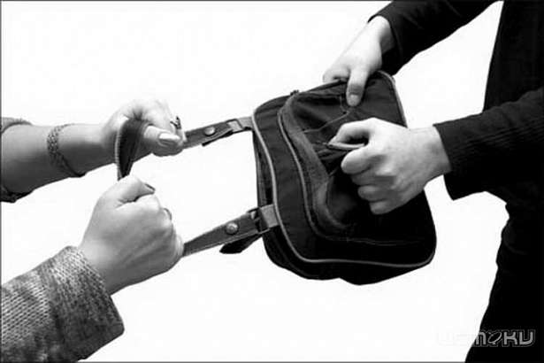 Орловские участковые задержали подозреваемых в грабеже