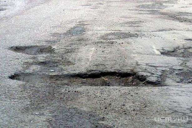 Управление ГИБДД просит орловчан публиковать фото ям на дорогах