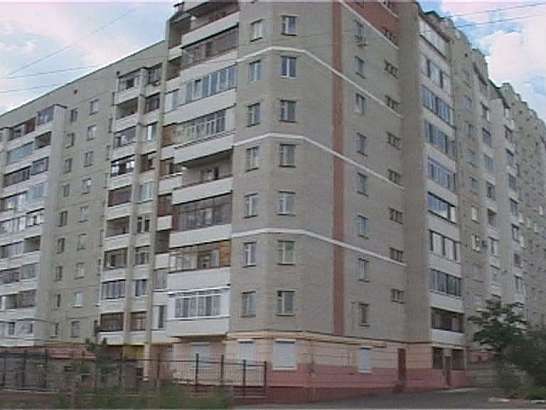 Недовольные жильцы меняют управляющую компанию...