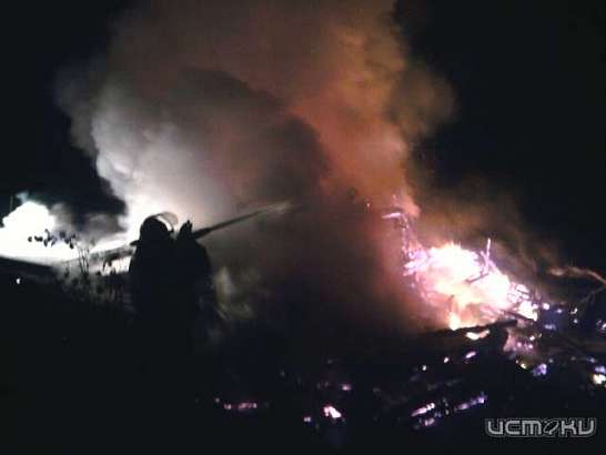 Вчера в Орле огонь уничтожил дачный домик 