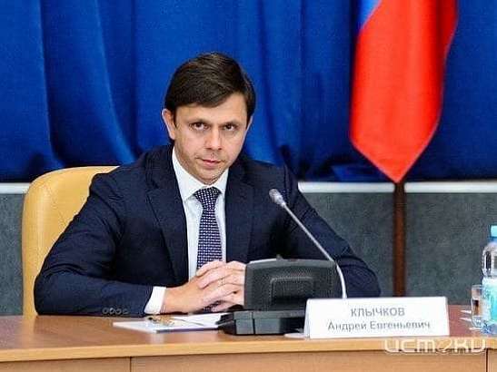 Политолог назвал экстраординарной «привычку» орловского губернатор постоянно попадать в скандалы