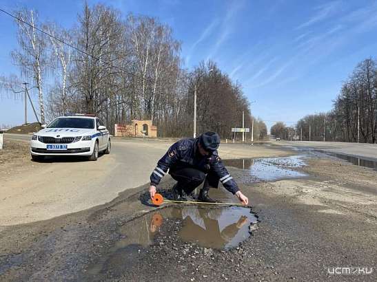 «Подъезд к музею-усадьбе Спасское-Лутовиново» небезопасен для движения