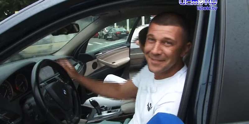 Нарушившим правила тонировки автомобилей водителям грозит не только штраф, но и административный арест.