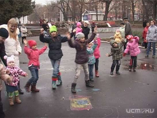 Народные гуляния сорвались из-за непогоды 