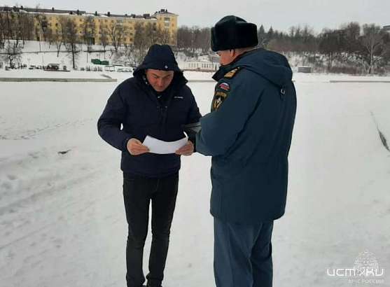 Орловским рыбакам рекомендуют брать с собой на водоём верёвку с петлёй на конце