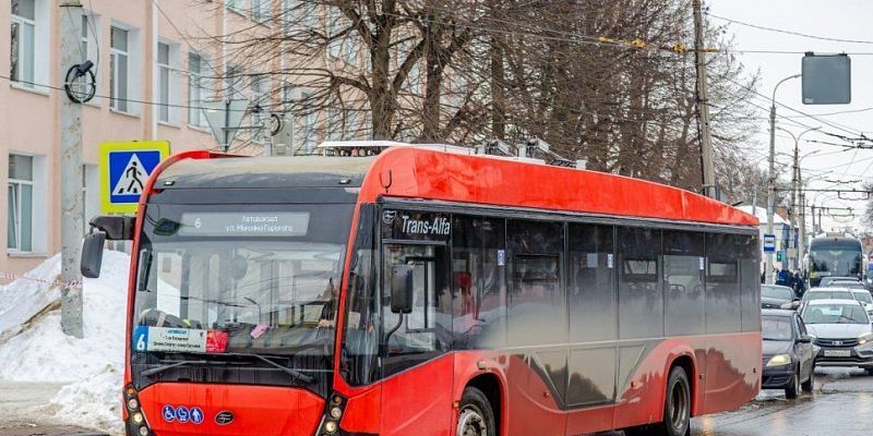 Сегодня ровно месяц как в нашем городе работает троллейбус с автономным ходом