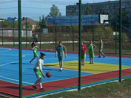 Орловская молодежь отпраздновала открытие Спартакиады и Универсиады спортивным праздником 