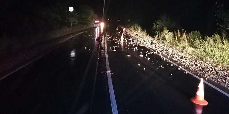 Под Орлом «Лифан» вылетел с трассы в кювет