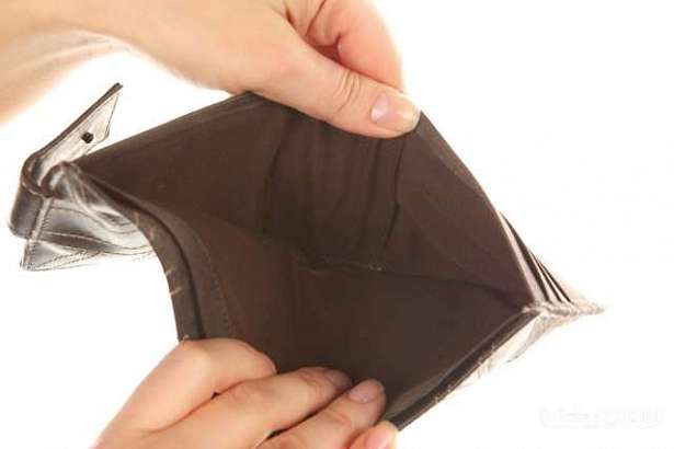 Орловчанка отдала за мебель предоплату в 50 тысяч рублей и осталась ни с чем