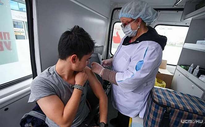 На Орловщине вакцинацию в мобильных пунктах могут свернуть