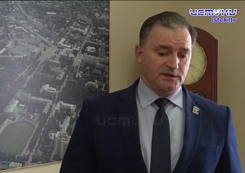 Чистоту и техническое состояние общественного транспорта обсуждали вчера в городской администрации