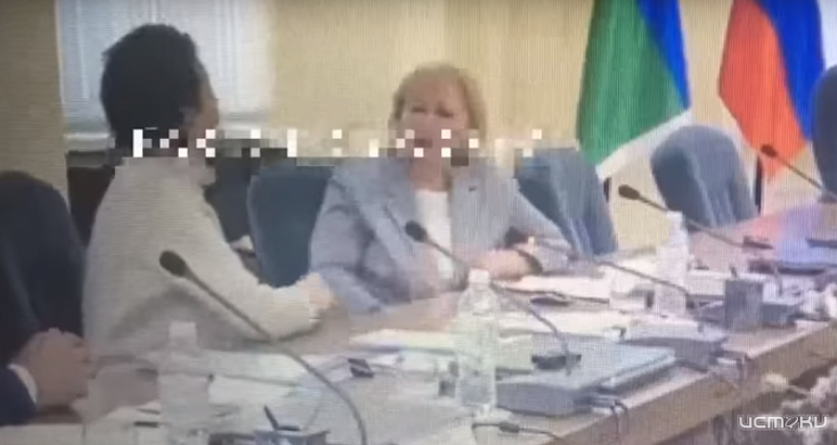 «Слово не воробей» – в интернете появилось видео, где глава ХМАО Наталья Комарова рассказала местным чиновникам о коррупционной схеме строительства социальных объектов