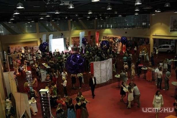 В Орле прошел фестиваль "Ночь пожирателей рекламы"