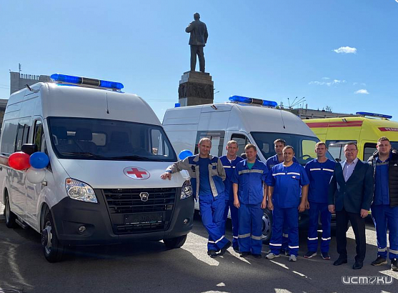 Автопарк учреждений здравоохранения Орловской области пополнился новыми автомобилями скорой медицинской помощи