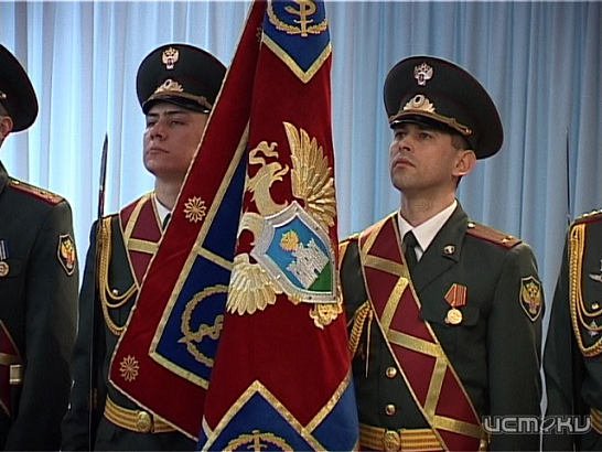 Орловским наркополицейским вручили собственное знамя