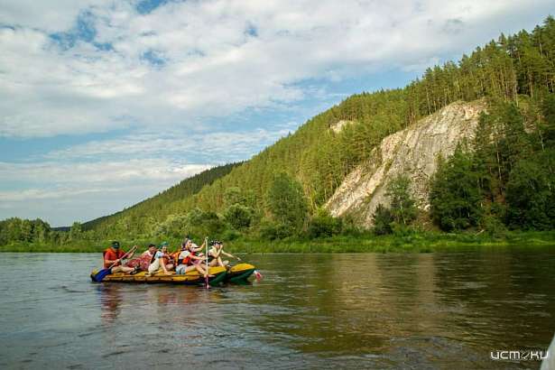 Юные орловские туристы совершили водный поход в Карелии