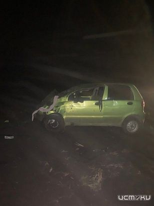 Микролитражка с двумя человеками угодила в кювет на Орловщине 