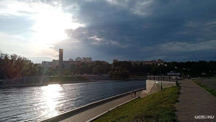 На смену аномальной жаре в Орел пришли прохлада и дожди