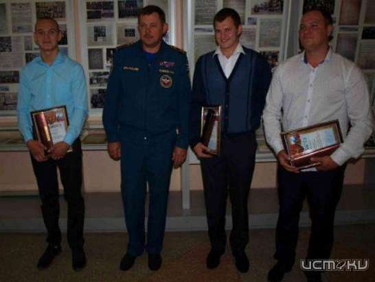 В Орле наградили жителей, помогавших ликвидировать взрыв склада пиротехники