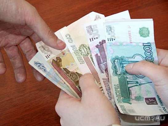 Директор орловской фирмы не хочет рассчитать бухгалтера даже вопреки предписаниям прокуратуры