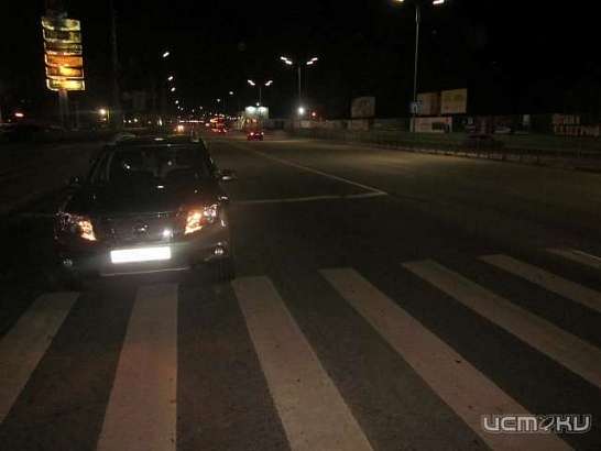 В Орле на Кромском шоссе внедорожник сбил 15-летнюю девочку