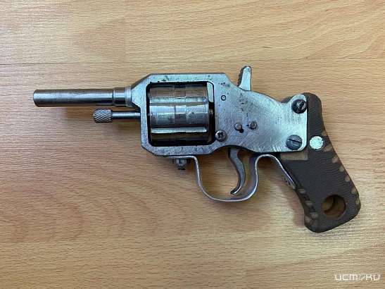 Амчанин пытался застрелить соседа