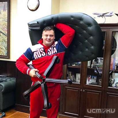 Александр Муромский взялся за кресла в областной администрации