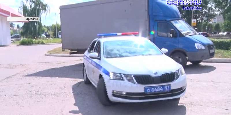 Авария с многочисленными участниками заблокировала дорогу на улице Московская. Об этом и не только смотрите в рубрике "Экспресс - новости"