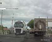 Новости за 90 секунд: на Карачевском шоссе в районе Автовокзала транспортный коллапс, орловские болельщики утащили ворота после игры "Спартака", ваше ...