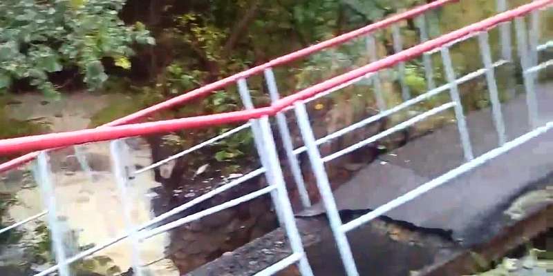Дорога в Маслозаводском переулке Орла может обвалиться