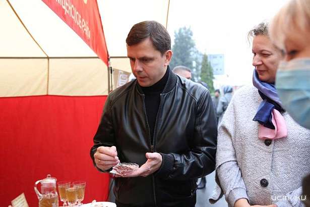 В Орле открылся литературно-кулинарный фестиваль «Тургеневский бережок»