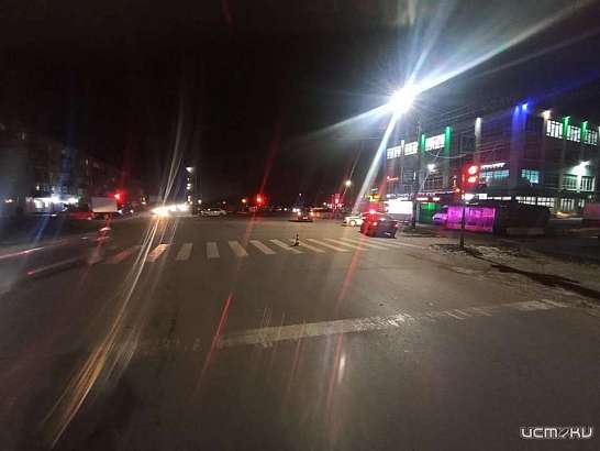 Во Мценске автомобиль сбил ребенка на переходе