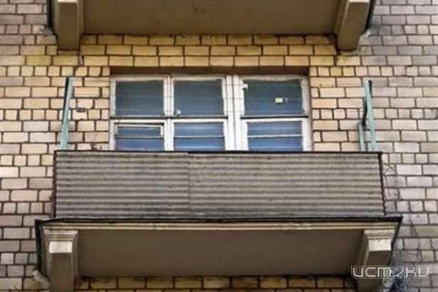 Пьяный орловчанин выбросил возлюбленную с девятого этажа  Пьяный орловчанин выбросил возлюбленную с девятого этажа