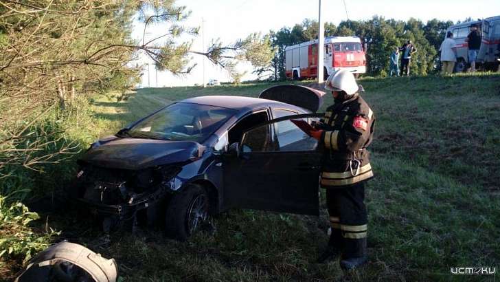 На Орловщине водитель уснул за рулем и снес опору ЛЭП