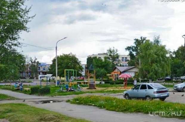 В Орле решают судьбу игровой площадки возле спортивного центра «Атлант» 