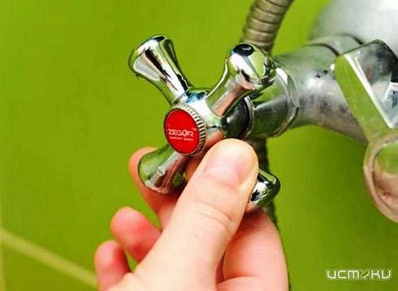 В Орле в Заводском районе сегодня отключат воду и свет