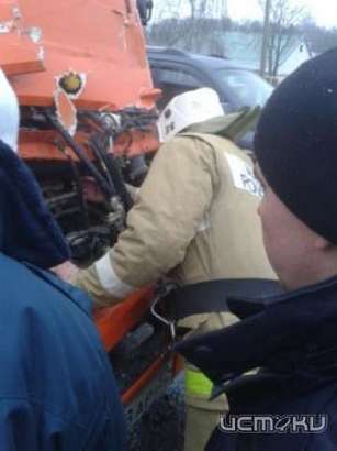 В Урицком районе столкнулись два КамАЗа