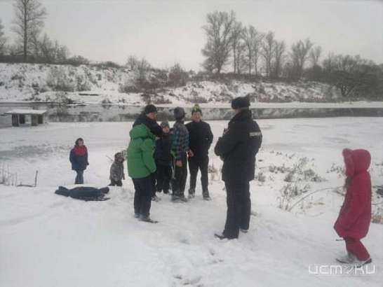 Во Мценске школьник провалился в полынью