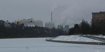 Инспекторы ГИМС настоятельно советуют не выходить на лед водоемов