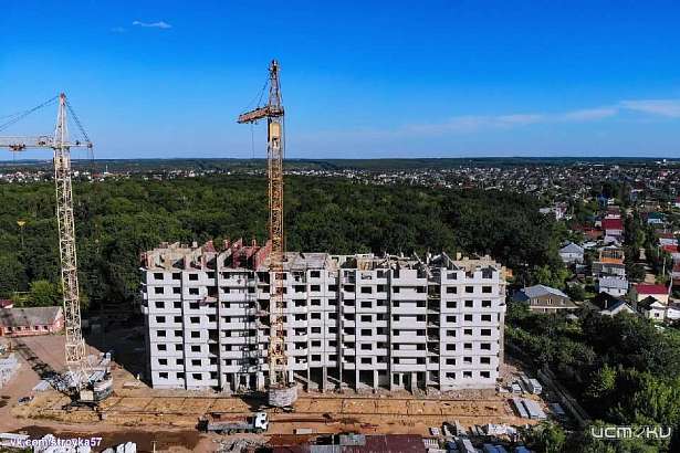 Орловской семье нужно копить на квартиру в областном центре более пяти лет