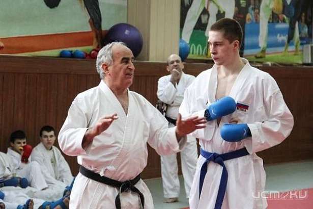 В Орле проходит семинар под руководством испанского тренера Антонио Оливы Себа