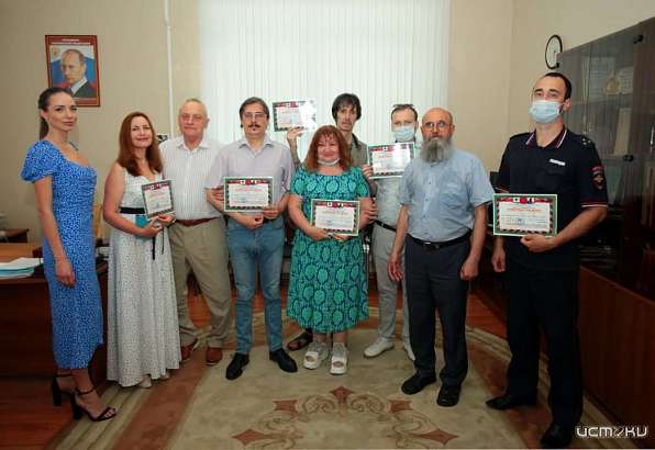 В приёмной Уполномоченного по правам человека по Орловской области Александра Лабейкина состоялась встреча с известными в городе правозащитниками и общественниками