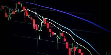 инвестиции банк Инвестиционная программа  Как банки и фонды управляют рынком: чему учат на бесплатном интенсиве от АФИН